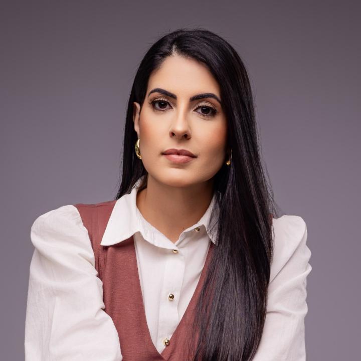 Dra. Maria dos Santos