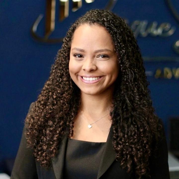 Dra. Ana Paula Costa