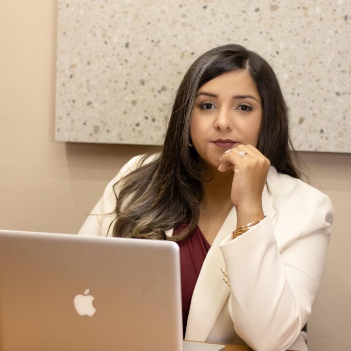 Monique Tavares - Advocacia e Consultoria Jurídica